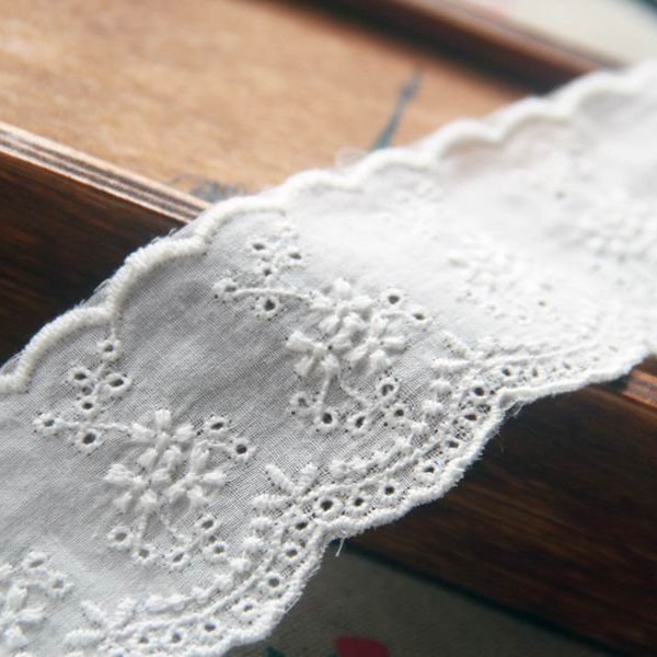 2yrds Cream White 5cm 2" Wide Embroidery Cotton Fabric Lace Trims DIY costume edge trims Soft hand feeling lace trimmings supplies SMB03