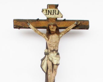 Antique 19th century Crucified Jesus Christ I.N.R.I. wood sculpture statue figure figurine. Sculpture de Jésus Christ crucifié XIXe siècle