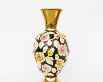 Vintage portuguese Elpa Alcobaça ceramic jar flower pot. Decorated with roses in relief. Home decor. Pot de fleur portugais en céramique