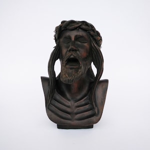 Vintage Jesus Christ with Crown of Thorns carved wood bust sculpture statue. Religious. Sculpture en bois de Jésus Christ