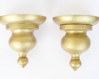 Antique 19th/20th century wood pair of golden wall mount pedestals, wall shelves, corbels. Home decor. Spaces decor. Paire de corbeaux