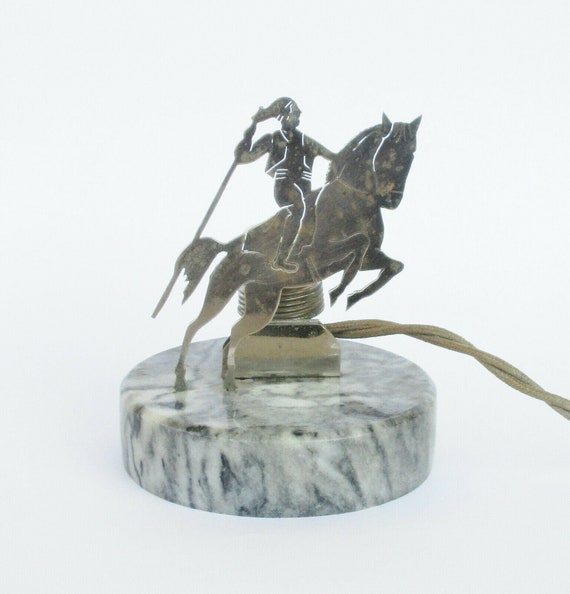 Vintage Bullfighter Toreador Matador brass and marble table lamp light. Home decor. Spaces decor. Lampe de table Torero