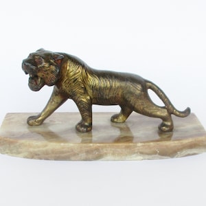 Antiker Art Deco Bronze Doré Tiger mit MarmorSockel Skulptur Statue. Sammlerstück. Tigre en bronze avec socle en marbre Skulptur