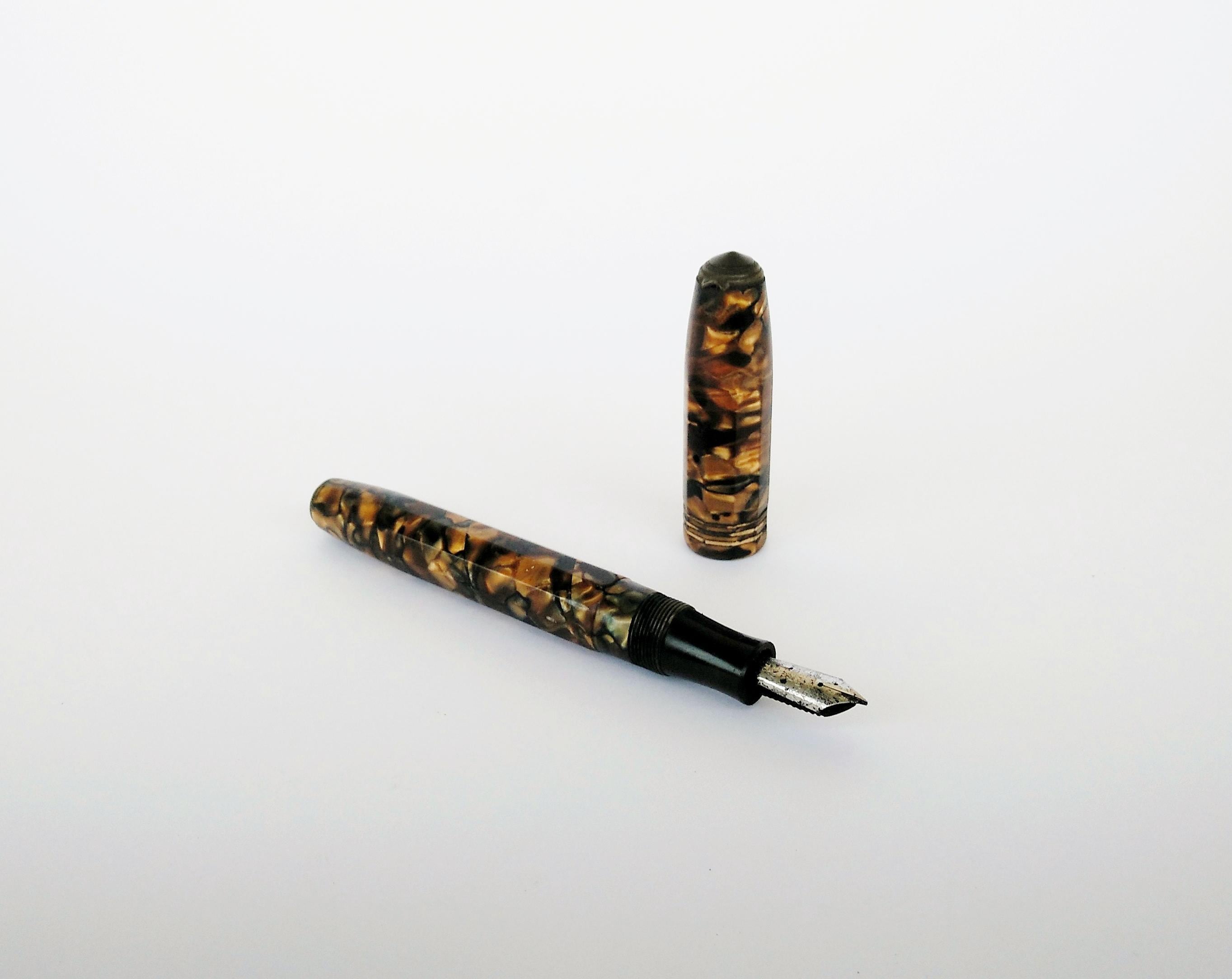 Antique General's Vaccum pen marbled faceted fountain pen writing collectible