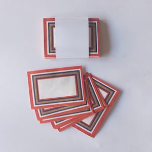 Vintage  pack of 50 red edges small rectangular paper labels (unused). Stationery. Collectible. Lot de 50 étiquettes à bords rouges