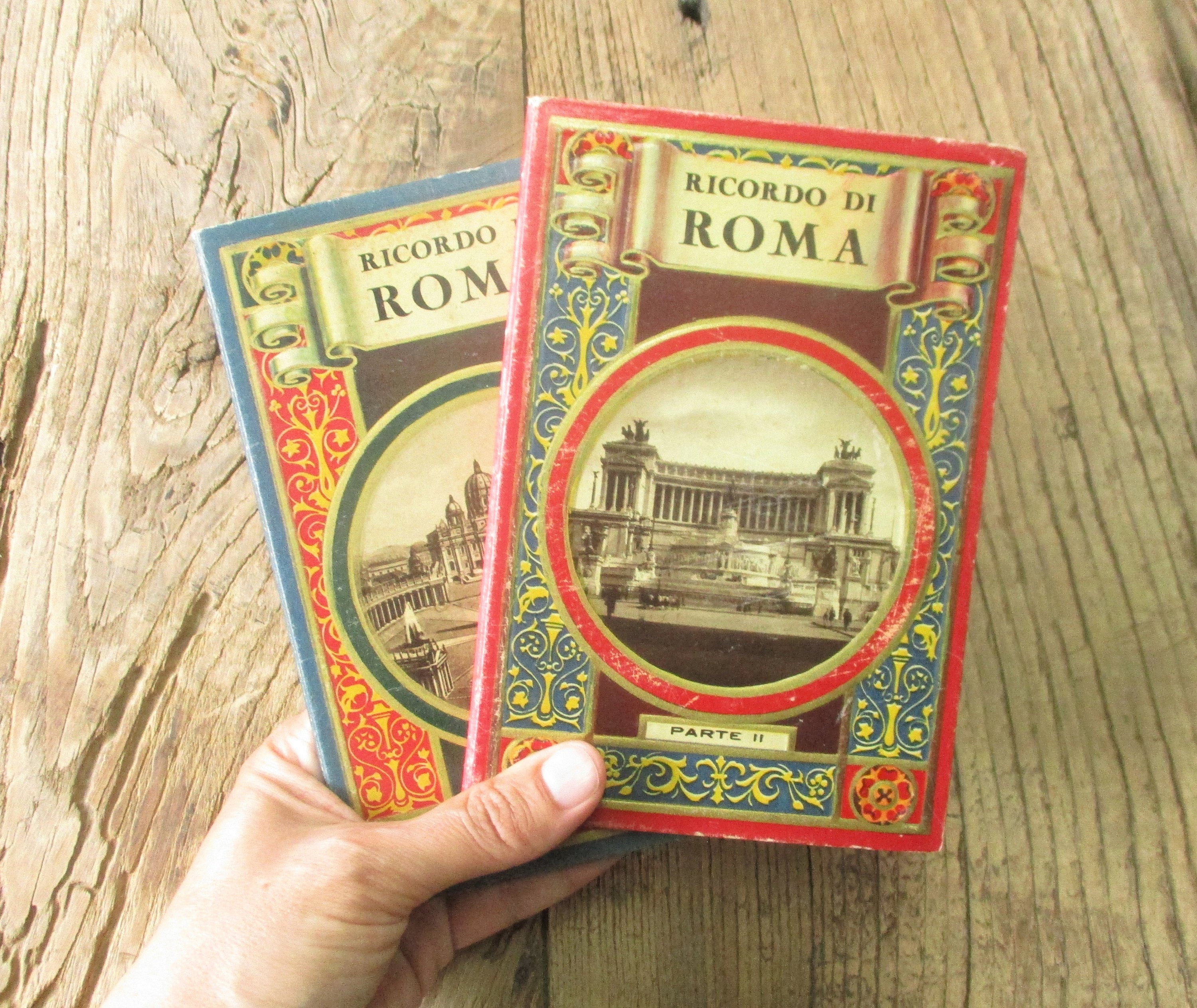 Antikes Set von zwei Souvenir von Roma Italien Ricordo di Roma Teil I und Teil II. Sammlerstück. Souvenir de Rome, Italien
