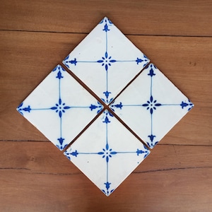 Antique Portuguese Fábrica das Devezas blue and white ceramic set of four tiles decorative ensemble de quatre carreaux céramique