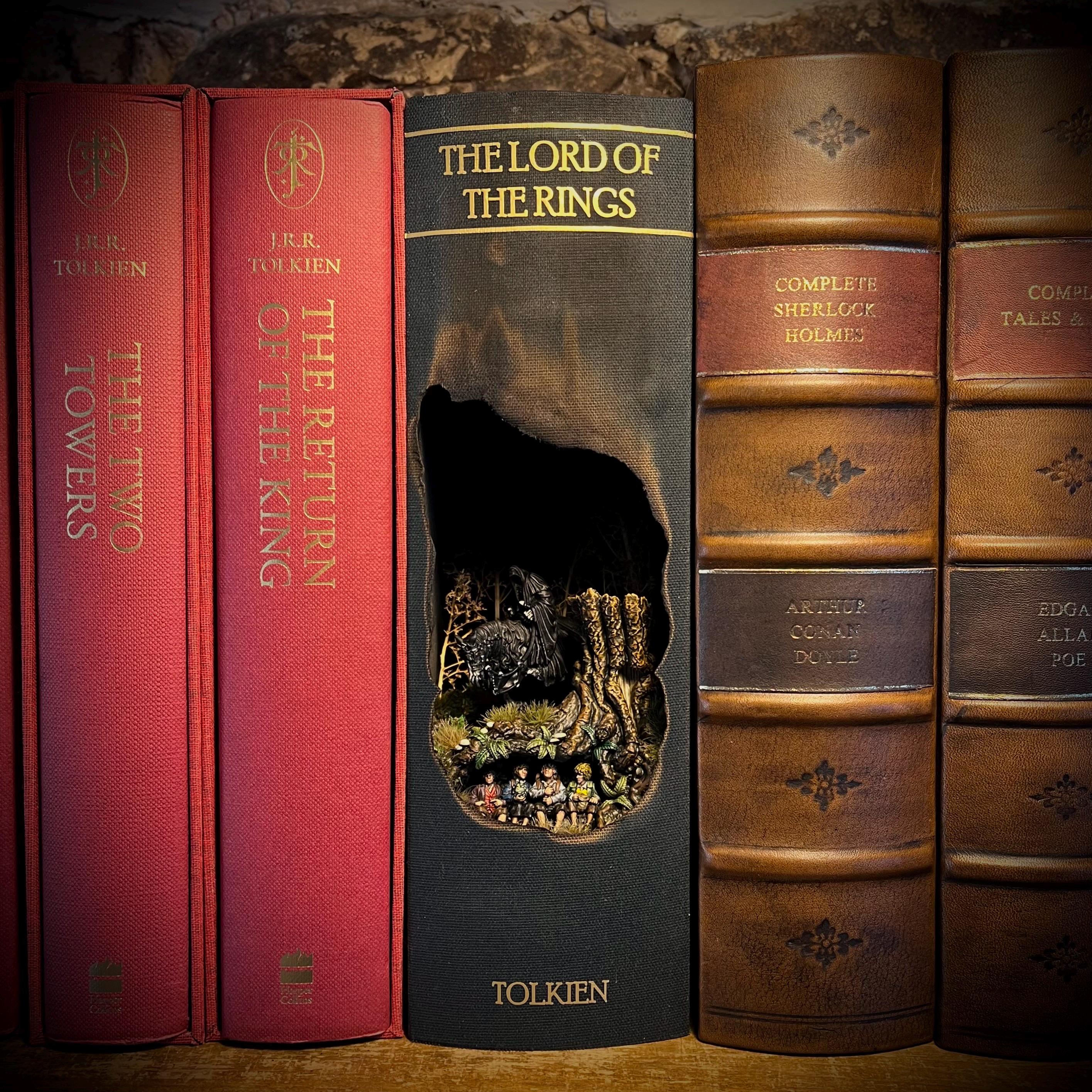 Lord of the Rings Ringwraith Book Nook - Etsy Canada