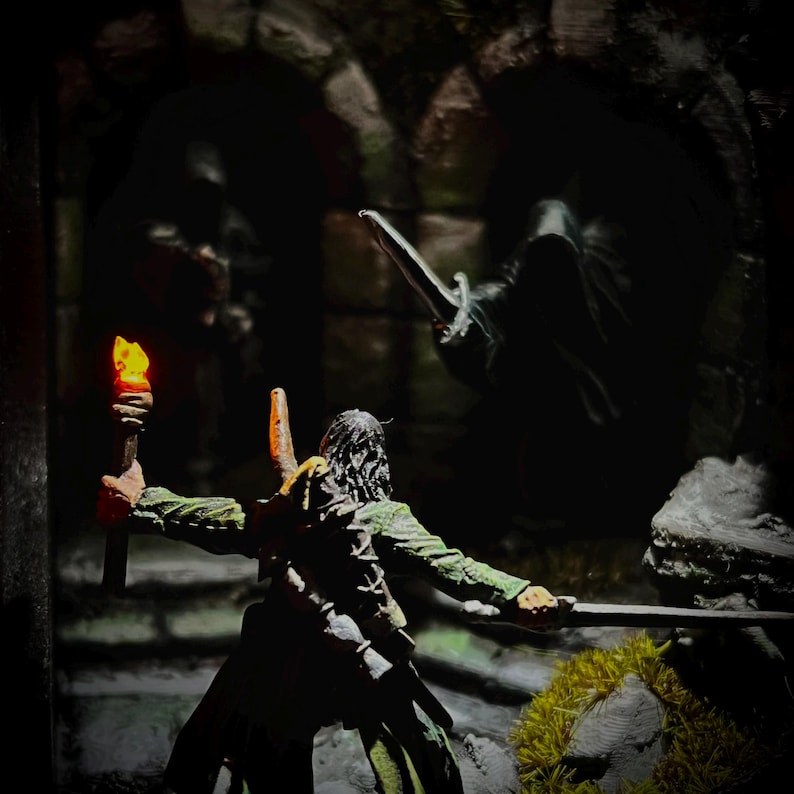 Lord of the Rings Weathertop Book Nook - Etsy