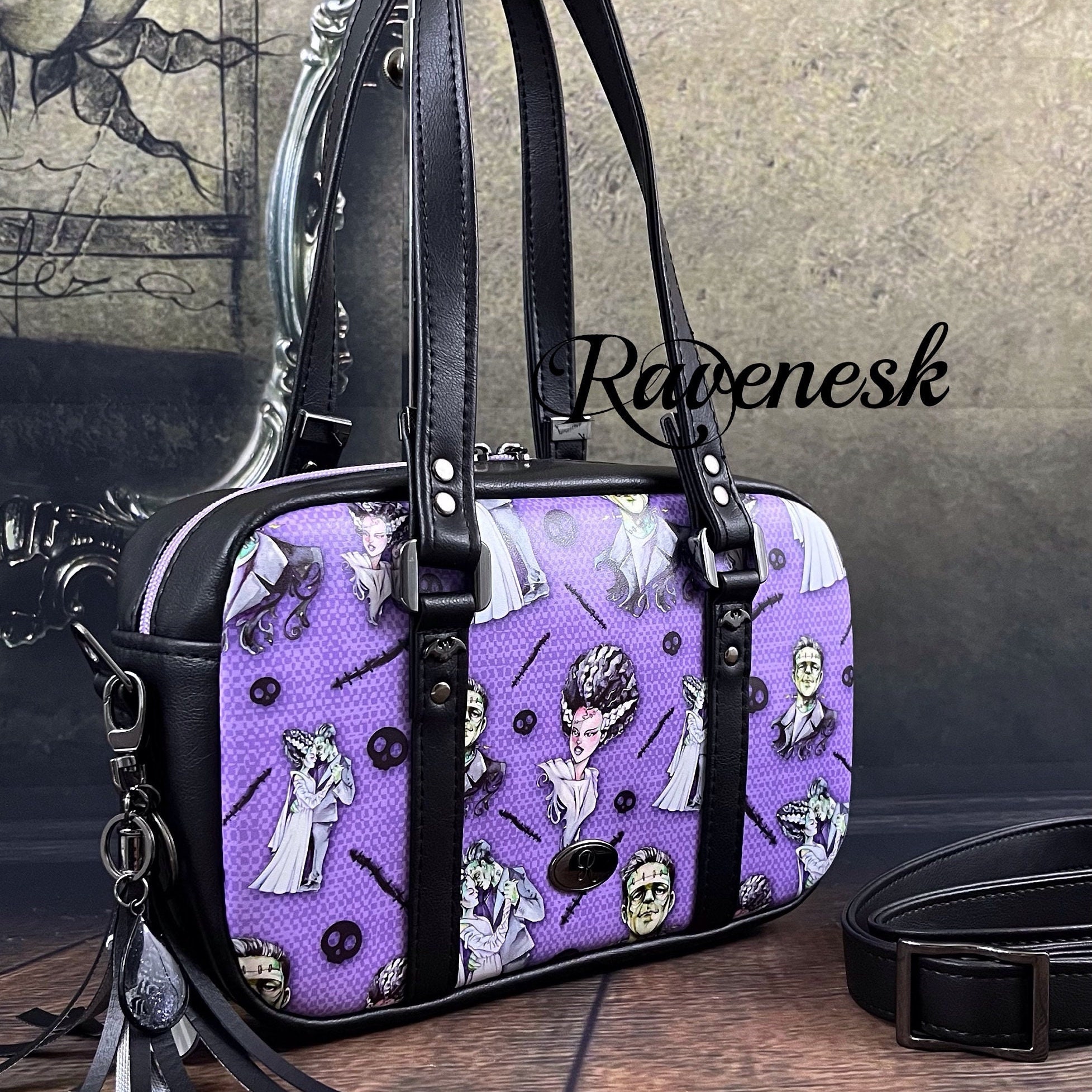 Buy Women Skull Handbag Tote Purse Large Capacity Gothic Shoulder Bag with  Strap Studded Doctor Handbag, Black at