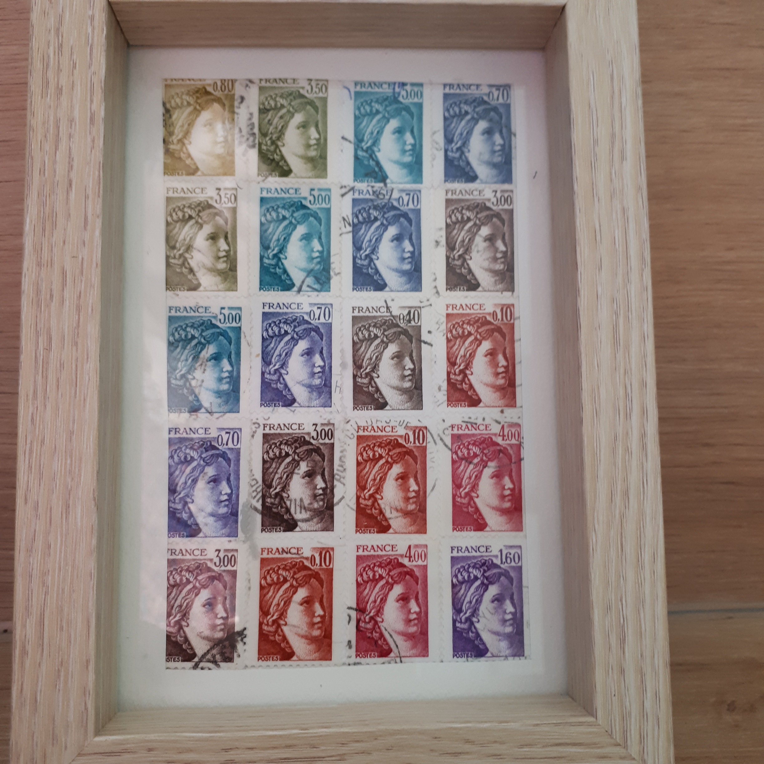 Cadre Photo - Mosaïque de Timbres-Poste Marianne