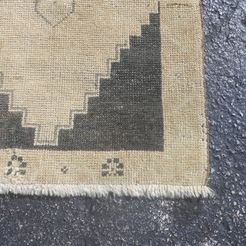 Free Shipping Turkish Handmade Anatolian Rug Vintage shops Area Rug Home Decor Tribal Carpet Size 1'9