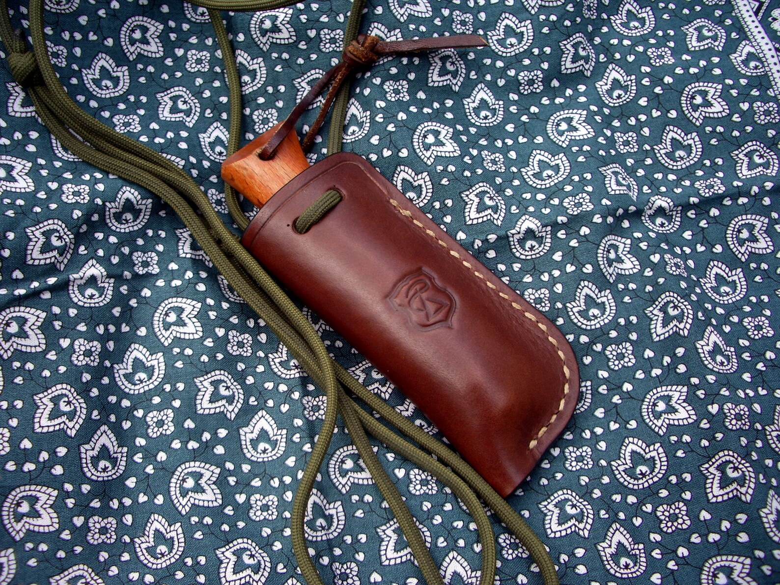 Leather folding knife pouch / folding knife sheath Etsy