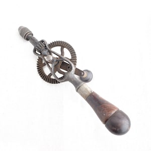 Antique hand drill Auger Vintage Hand Drill Antique Goodell Pratt Hand Drill Rustic Drill Cast Iron Hand Drill Antique Tool woodworking tool