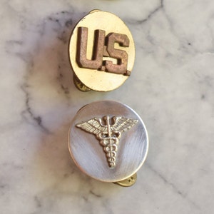 Brass military lapel pins Brass Gold USA Collar Uniform Pin Tie Tack Lapel Hat Pin, Novelty Tie Tac Pin Suit Accessory, Unisex Pin