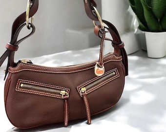 Bolso hobo vintage DOONEY & BOURQUE de piel granulada marrón con forma circular, envío rápido, 1795-2