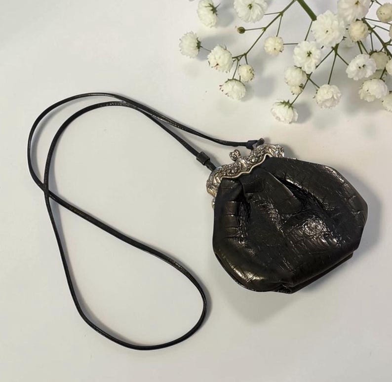 Vintage BRIGHTON Kiss Lock zwart leren One World crossbody-tas 3636/1 afbeelding 1
