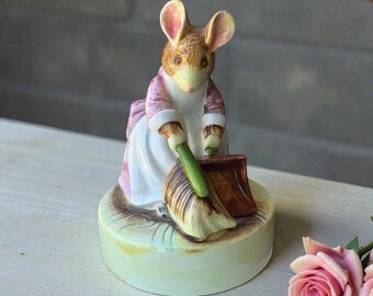 Schmid Beatrix Potter the Tailor of Gloucester Music Box - Etsy