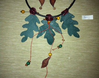 Handmade, unique leather necklace with earrings