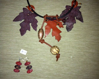 Handmade, unique leather necklace with earrings