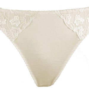 Premier Lingerie 'Silhouette Collection' Cascade Floral Lace Brief Knickers 3104 image 6