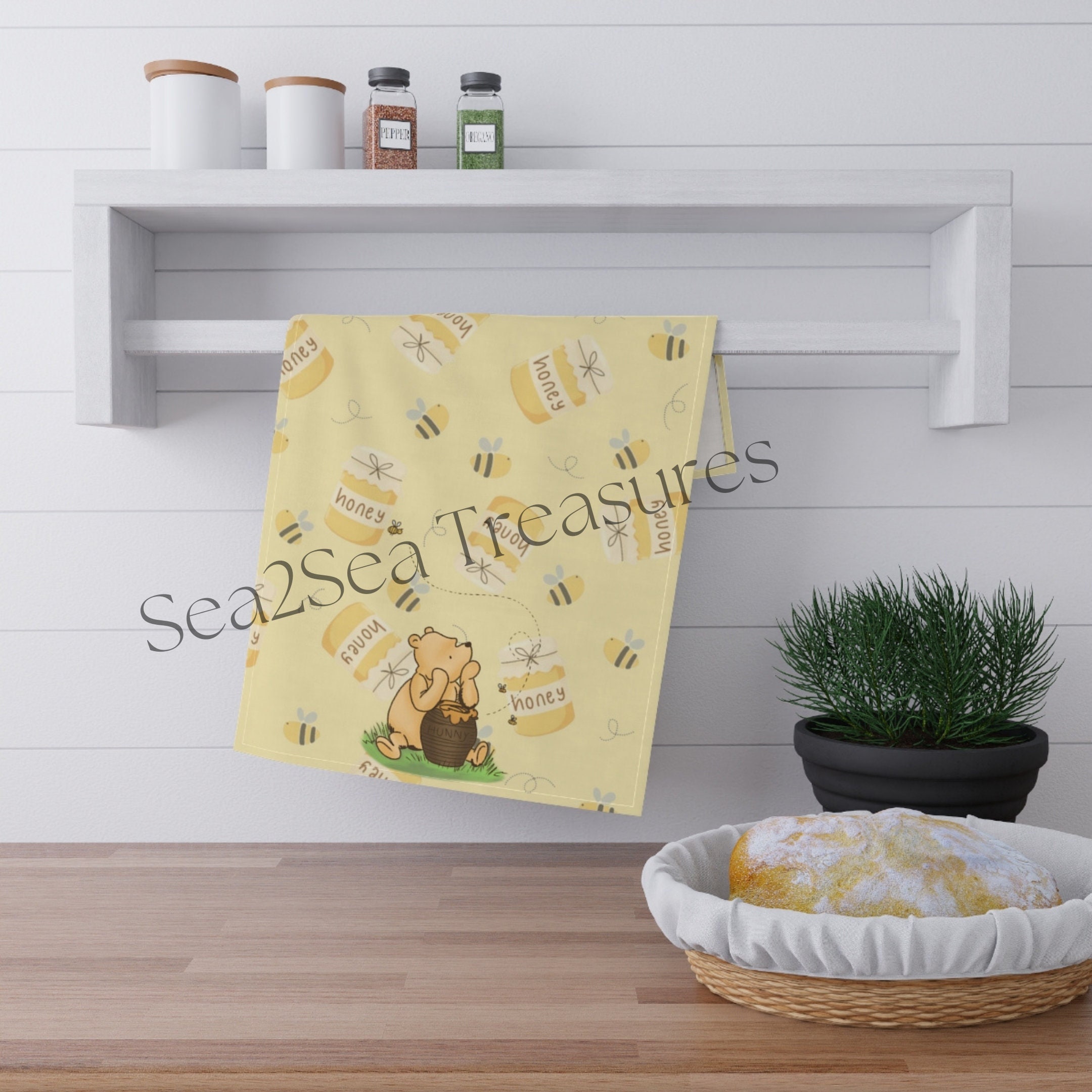 Set of 2 Disney Dish Towels Winnie The Pooh & Hunny Pot Kitchen Tea Towels