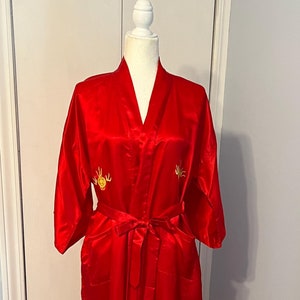Vintage 100% Silk hand embroidered red kimono robe