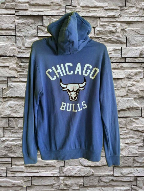chicago bulls blue hoodie