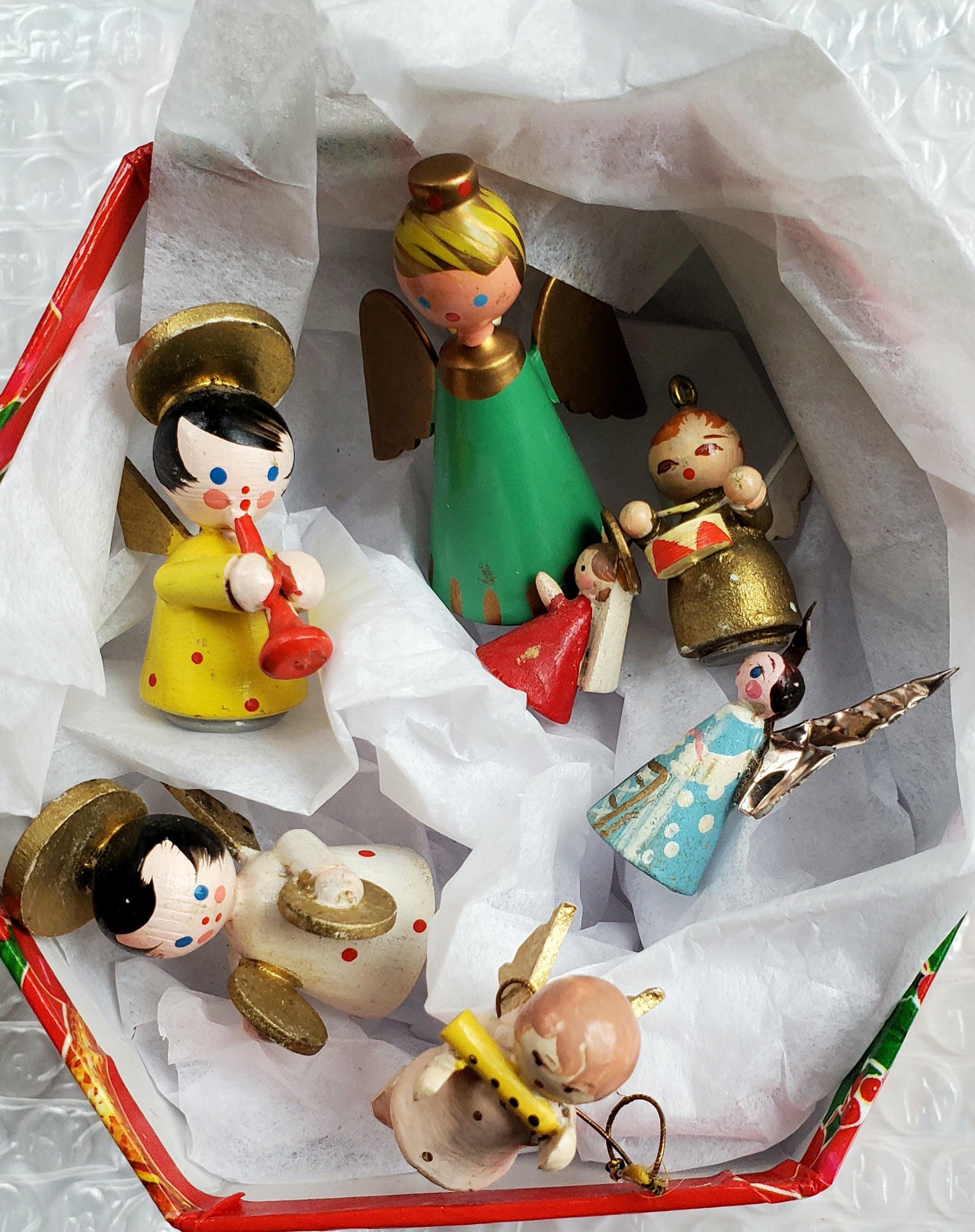 Seven Vintage Wooden Christmas Angels. Mini Wooden Angel Lot