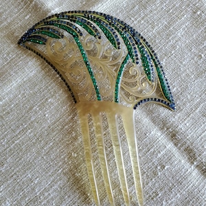 Old Bakelite rhinestone hair comb, apple juice, retro hair comb, hair accessory, vintage hair comb, green rhinestone hair comb