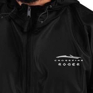 Chaqueta Roadster para amantes de los autos Crossfire bordada con su nombre personalizado Chaqueta plegable Champion bordada personalizada con capucha hasta el doble de tamaño
