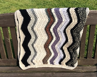 Manta ondulada de ganchillo/tiro de ganchillo/tiro de sofá/manta ondulada de crochet para hombre/regalo de inauguración de la casa/regalo de cumpleaños/tiro/manta ondulada marrón