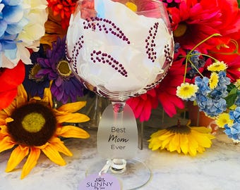 Best Mom Ever Wine Glass with Purple Flowers Decor | Best Mom Wine Glass | Beautiful Wine Glass | FREE Shipping