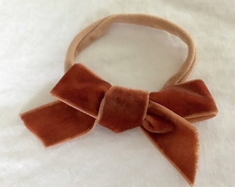 Original velvet bow in "Autumn Leaf (medium)