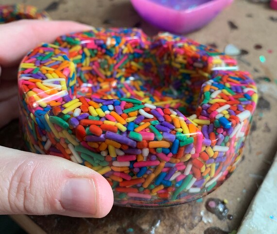 Epoxy Resin Ashtray with Spring Easter Sprinkles Don/'t Worry Bee Happy