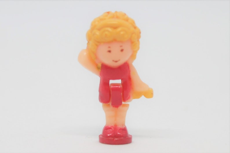 Vintage Bluebird Mattel Polly Pocket Playtime Mansion Replacement Doll Figure Red Outfit Dress Dreamworld Dream World 1990s 1991 Set #1