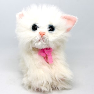 Purring cat hotsell stuffed animal 90s