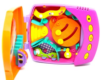polly、2ヶ月連続で会場限定シングルのリリースと自主企画の開催