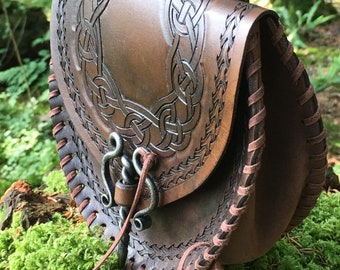 Hand carved Viking leather belt pouch/ hip pouch/ bushcraft pouch/ larp pouch/ cosplay pouch