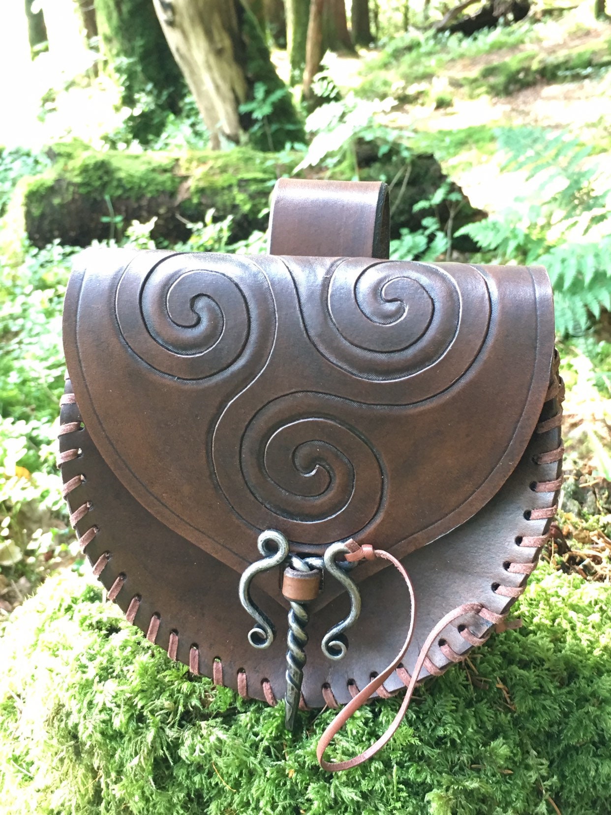 Hand carved Viking leather belt pouch/ hip pouch/ bushcraft pouch/ larp  pouch/ cosplay pouch