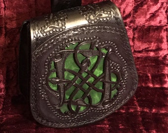 Hand carved Viking leather belt pouch/ hip pouch/ bushcraft pouch/ larp pouch/ cosplay pouch: birka pouch