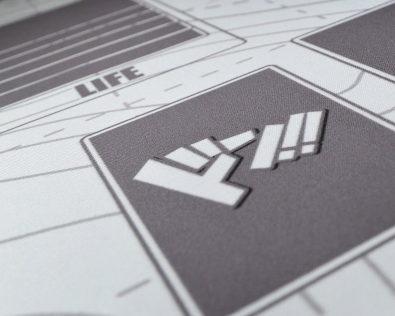 Minimalistische einteilige Kartenspiel-Spielmatte mit einfachen Basic Field Zones für ein sauberes 2-Personen-Gameplay, TKG weiße Matte mit schlichtem Spielzonen-Layout Bild 7