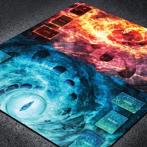 Tapis de jeu Grand Archive TCG avec zones de terrain, tapis de jeu de cartes personnalisé 24 x 28 pour 2 joueurs, simple tapis de combat de table de jeu standard 24 x 14