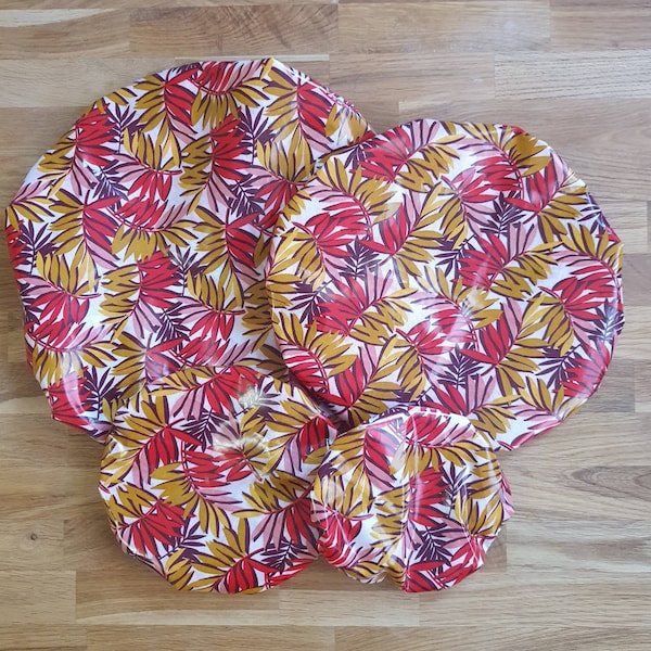 Charlottes à plats / couvre bols (S, M, L, XL) en tissu enduit à motifs feuillage orangé