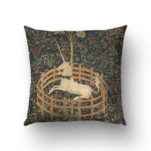 Unicorn in Captivity pillow cover for medieval home decoration, Cotton fabric. Netherlandish art, living room decor. UNI003EU