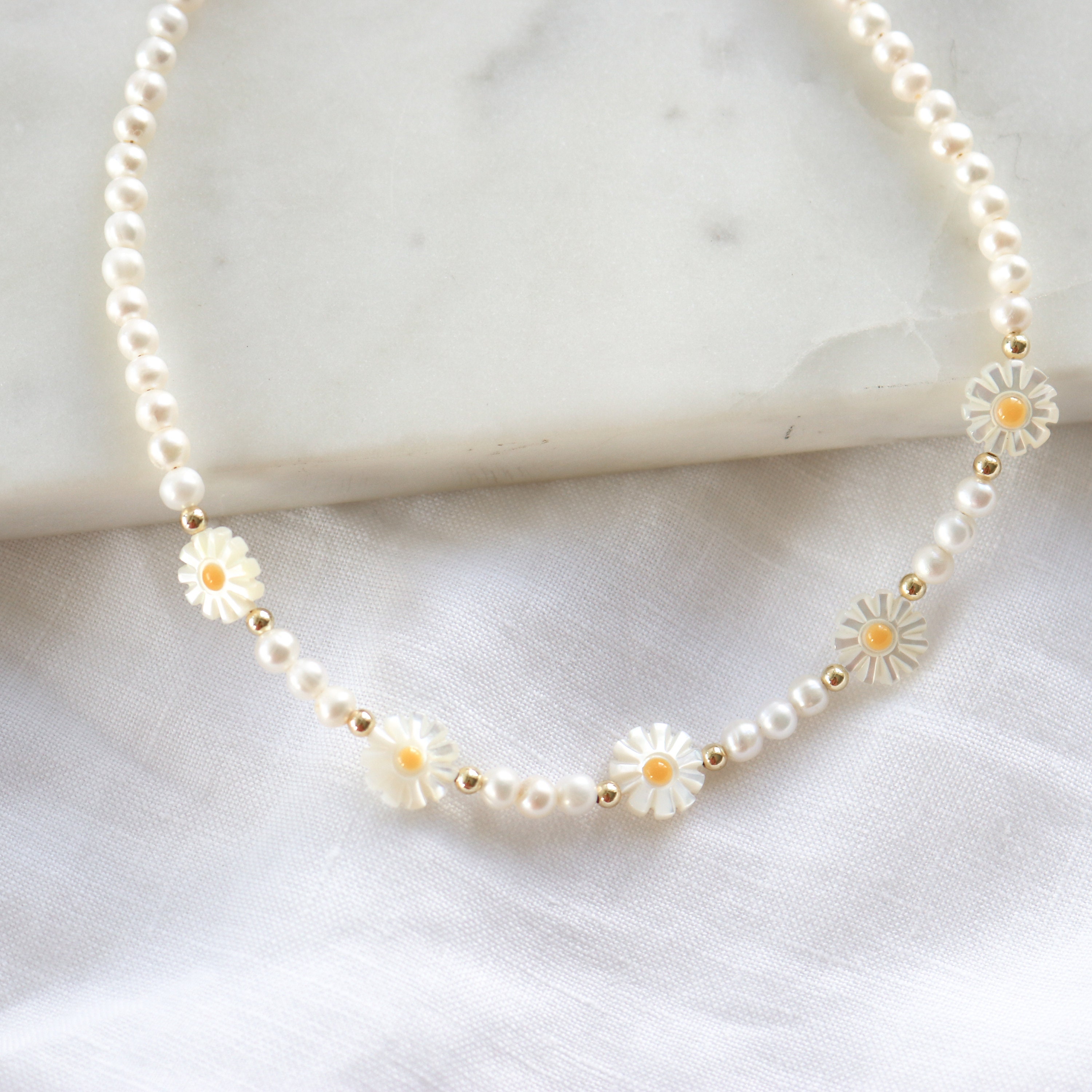 Dainty beaded necklace Flower Beaded necklace beaded | Etsy