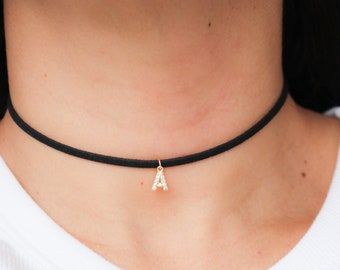 Initial suede choker, collar necklace choker, black velvet choker, collar choker for women, gold letter necklace, gothic choker, initial d,