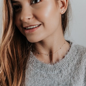 Coin necklace, disc necklace, Coin drop Necklace, Gold Chain Choker, Dainty Choker, Short Layering Necklace, Minimalist Jewelry