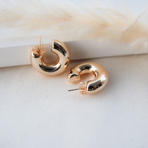 Boucles d'oreilles créoles épaisses, boucle d'oreille en or cerceau, boucles d'oreilles créoles en or épaisses, boucle d'oreille remplie d'or 18 carats, cadeaux de la fête des mères, gros cerceau d'or, cerceau d'or