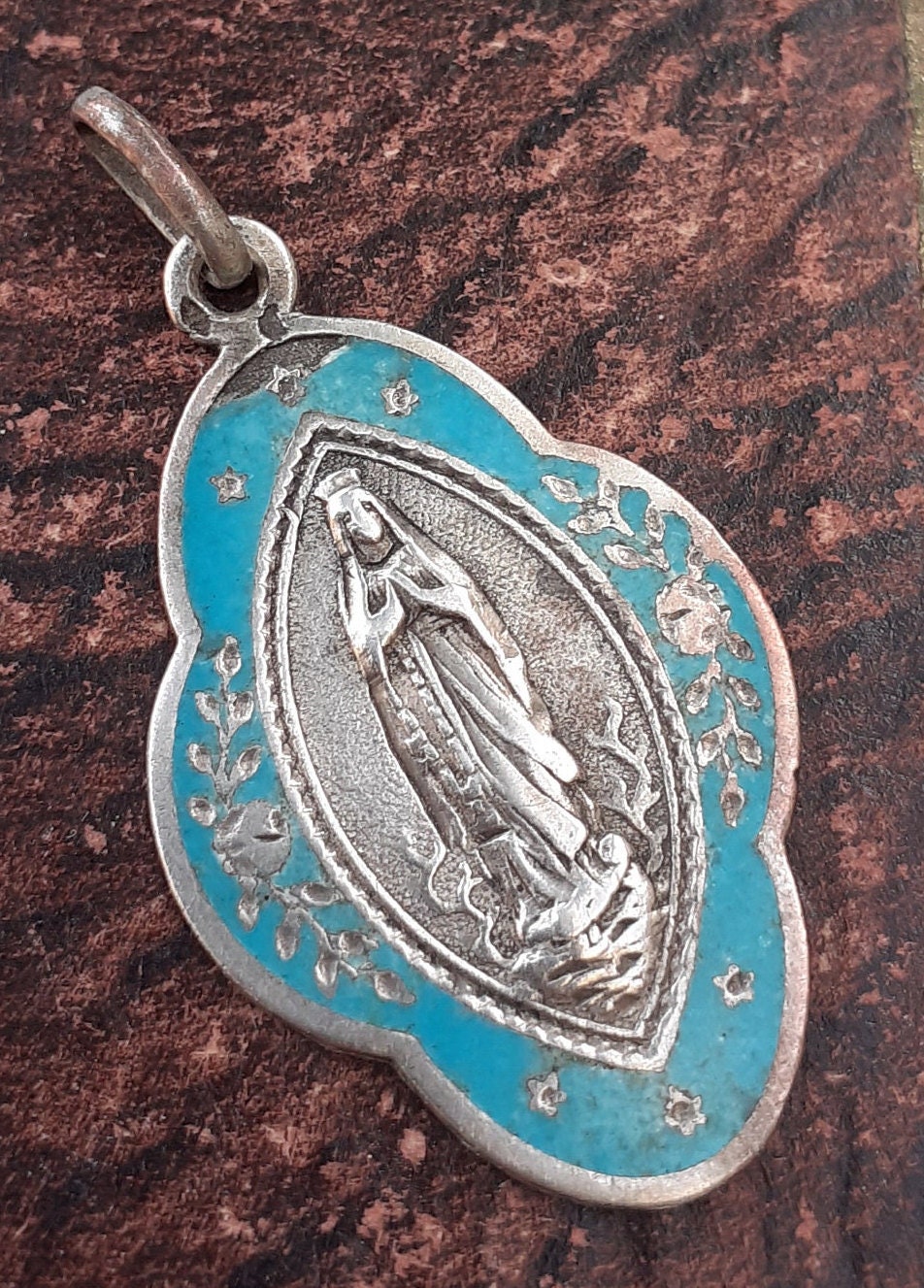 Ancienne Médaille Religieuse en Argent Email Bleu de Lourdes Ancienne Médaille Religieuse La Vierge 